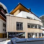 Chamins Apartament